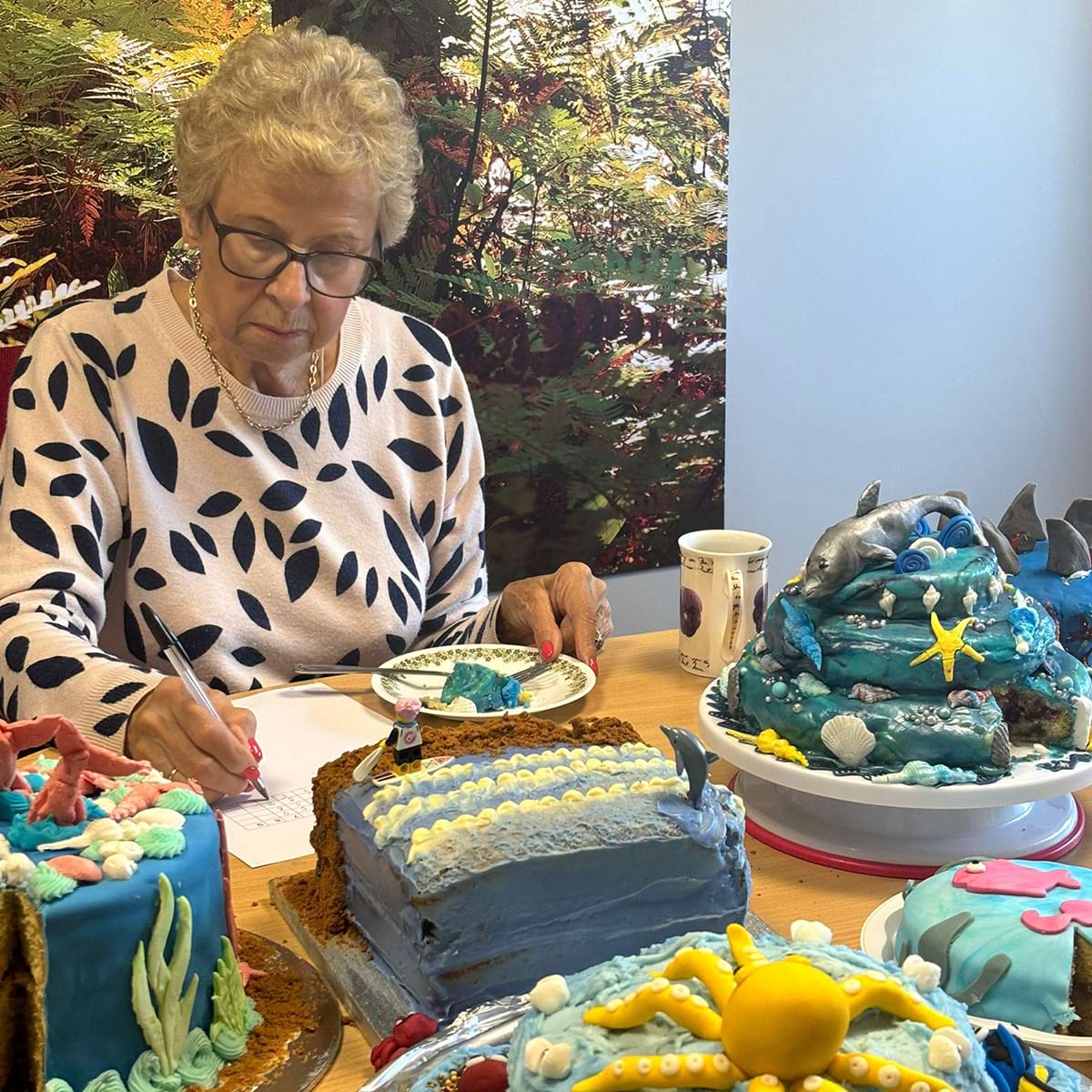 Sue judging the new forest ice cream bake off