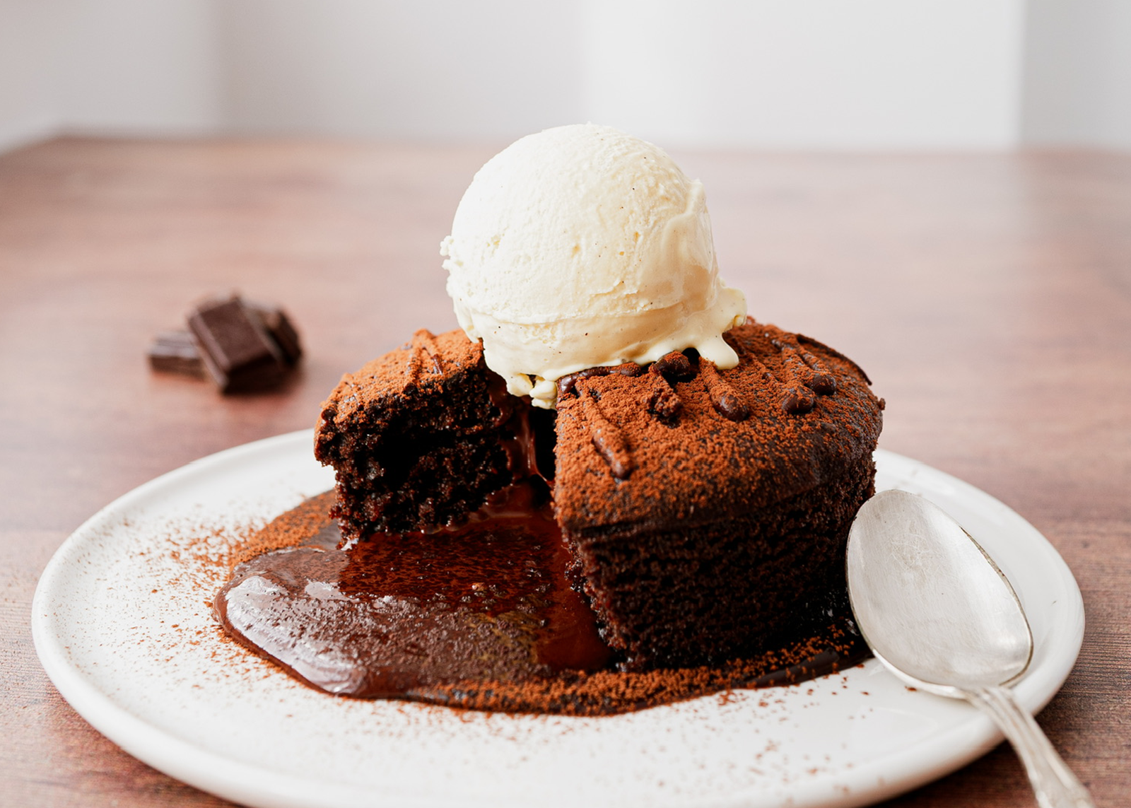 New Forest Ice Cream | Chocolate melt in the middle hot pudding. Cakes and desserts range