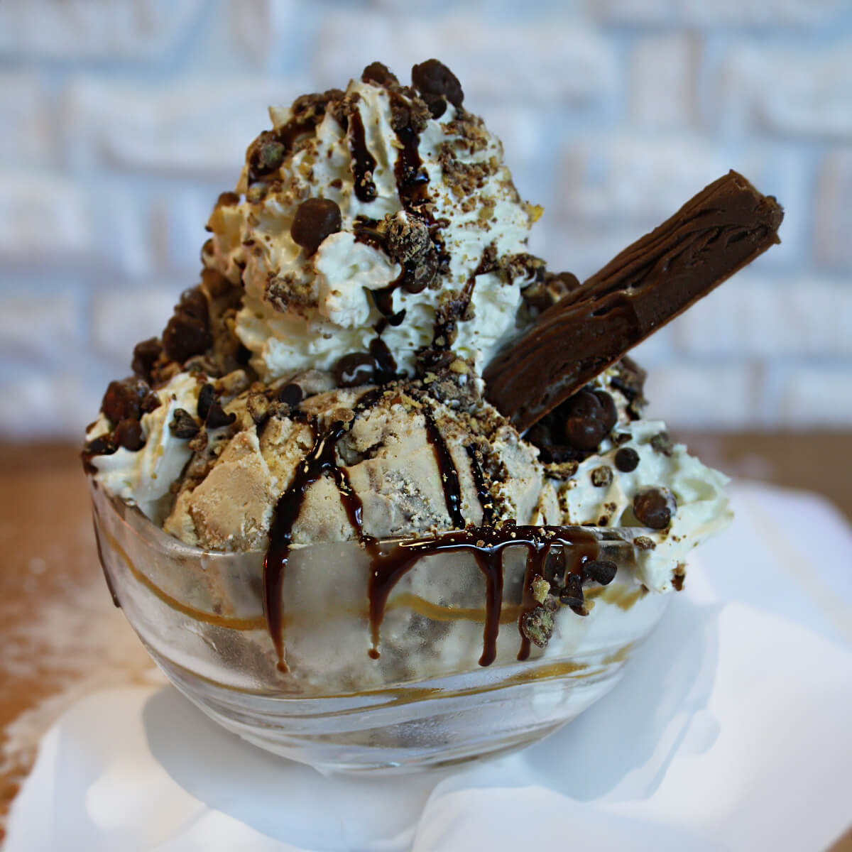 mothers-day-sunday-honeycomb-sundae